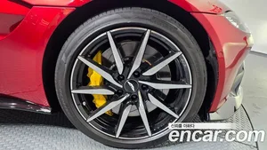 Astonmartin Vantage, 2019 — миниатюра 5