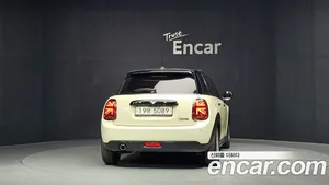 Mini Cooper, 2019 — миниатюра 4