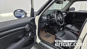 Mini Cooper, 2019 — миниатюра 13