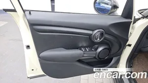 Mini Cooper, 2019 — миниатюра 14