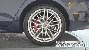 Genesis G70, 2019 — миниатюра 6