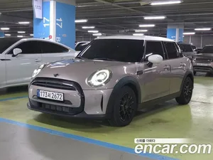 Mini Cooper, 2023 — миниатюра 1