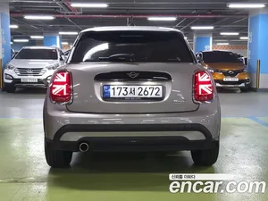 Mini Cooper, 2023 — миниатюра 4