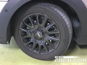 Mini Cooper, 2023 — миниатюра 5