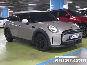 Mini Cooper, 2023 — миниатюра 11