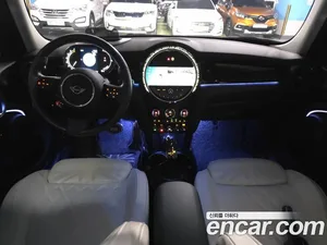Mini Cooper, 2023 — миниатюра 12