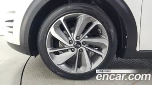Kia Niro, 2016 — миниатюра 5