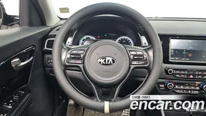 Kia Niro, 2016 — миниатюра 15