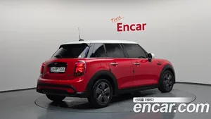 Mini Cooper, 2023 — миниатюра 2