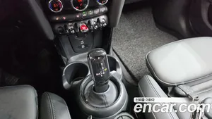 Mini Cooper, 2023 — миниатюра 12