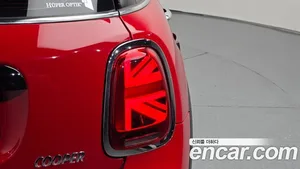 Mini Cooper, 2023 — миниатюра 9