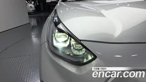 Kia Niro, 2022 — миниатюра 8