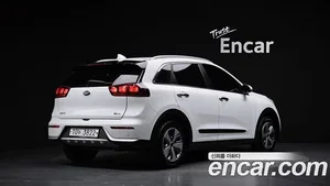 Kia Niro, 2018 — миниатюра 1