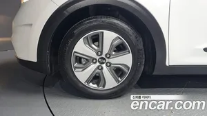 Kia Niro, 2018 — миниатюра 4