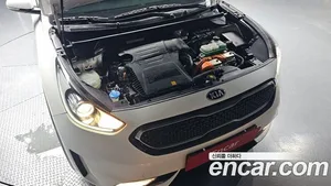 Kia Niro, 2018 — миниатюра 5
