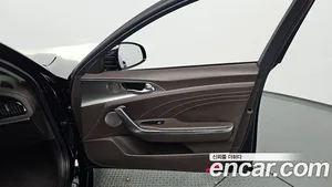Kia Stinger, 2022 — миниатюра 14