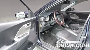 Kia Niro, 2017 — миниатюра 13