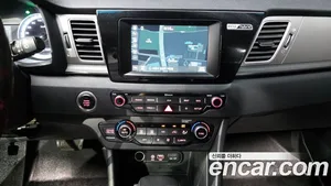 Kia Niro, 2017 — миниатюра 20