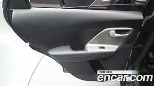 Kia Niro, 2017 — миниатюра 15