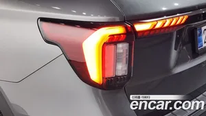 Ford Explorer, 2025 — миниатюра 9