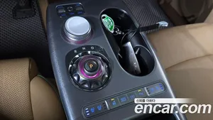 Genesis GV60, 2023 — миниатюра 12