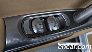 Genesis GV60, 2023 — миниатюра 27