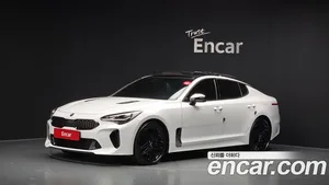 Kia Stinger, 2018 — миниатюра 1