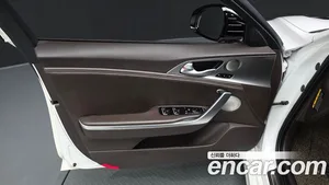 Kia Stinger, 2018 — миниатюра 14
