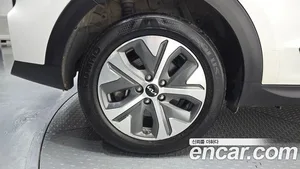 Kia Niro, 2022 — миниатюра 5