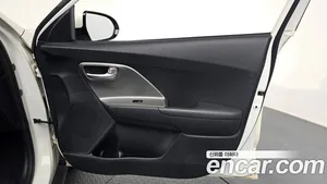 Kia Niro, 2022 — миниатюра 14