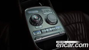 Genesis G90, 2022 — миниатюра 11