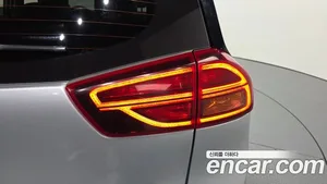 Kia Niro, 2022 — миниатюра 9