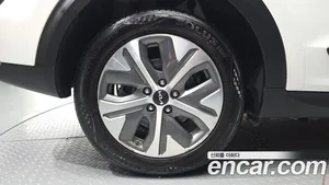 Kia Niro, 2022 — миниатюра 5