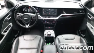 Kia Niro, 2022 — миниатюра 10