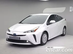 Toyota Prius, 2022 — миниатюра 1