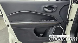 Jeep Compass, 2019 — миниатюра 14