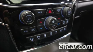 Jeep Cherokee, 2019 — миниатюра 22