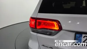 Jeep Cherokee, 2019 — миниатюра 9