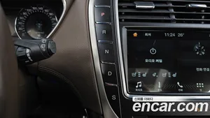 Lincoln MKX, 2018 — миниатюра 12