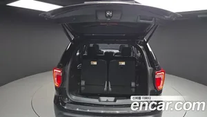 Ford Explorer, 2019 — миниатюра 20