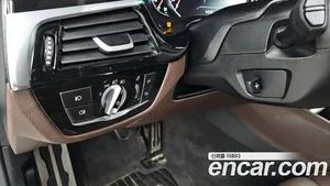 BMW 5-Series, 2018 — миниатюра 28