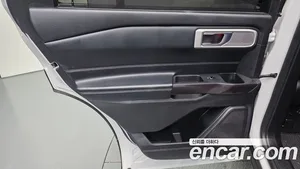 Ford Explorer, 2019 — миниатюра 15