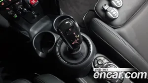 Mini Cooper, 2024 — миниатюра 11