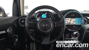Mini Cooper, 2024 — миниатюра 18