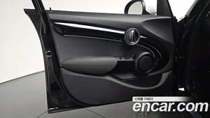 Mini Cooper, 2024 — миниатюра 13