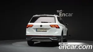 Volkswagen Tiguan, 2023 — миниатюра 4