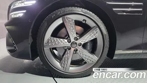 Genesis G80, 2024 — миниатюра 5