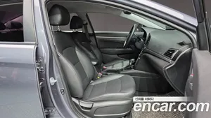Hyundai Avante, 2018 — миниатюра 16