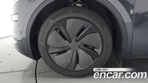 Tesla Model Y, 2025 — миниатюра 4
