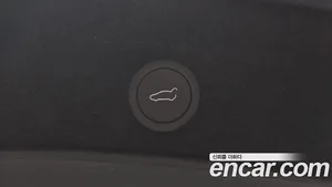 Tesla Model Y, 2025 — миниатюра 36